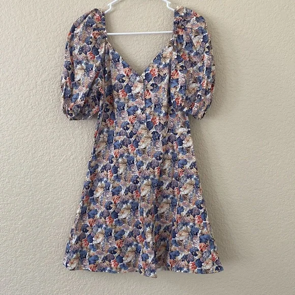 Missguided | Dresses | Missguided Womens Floralpuff Sleeve A Line Mini Dress  Size 6 Euc | Poshmark